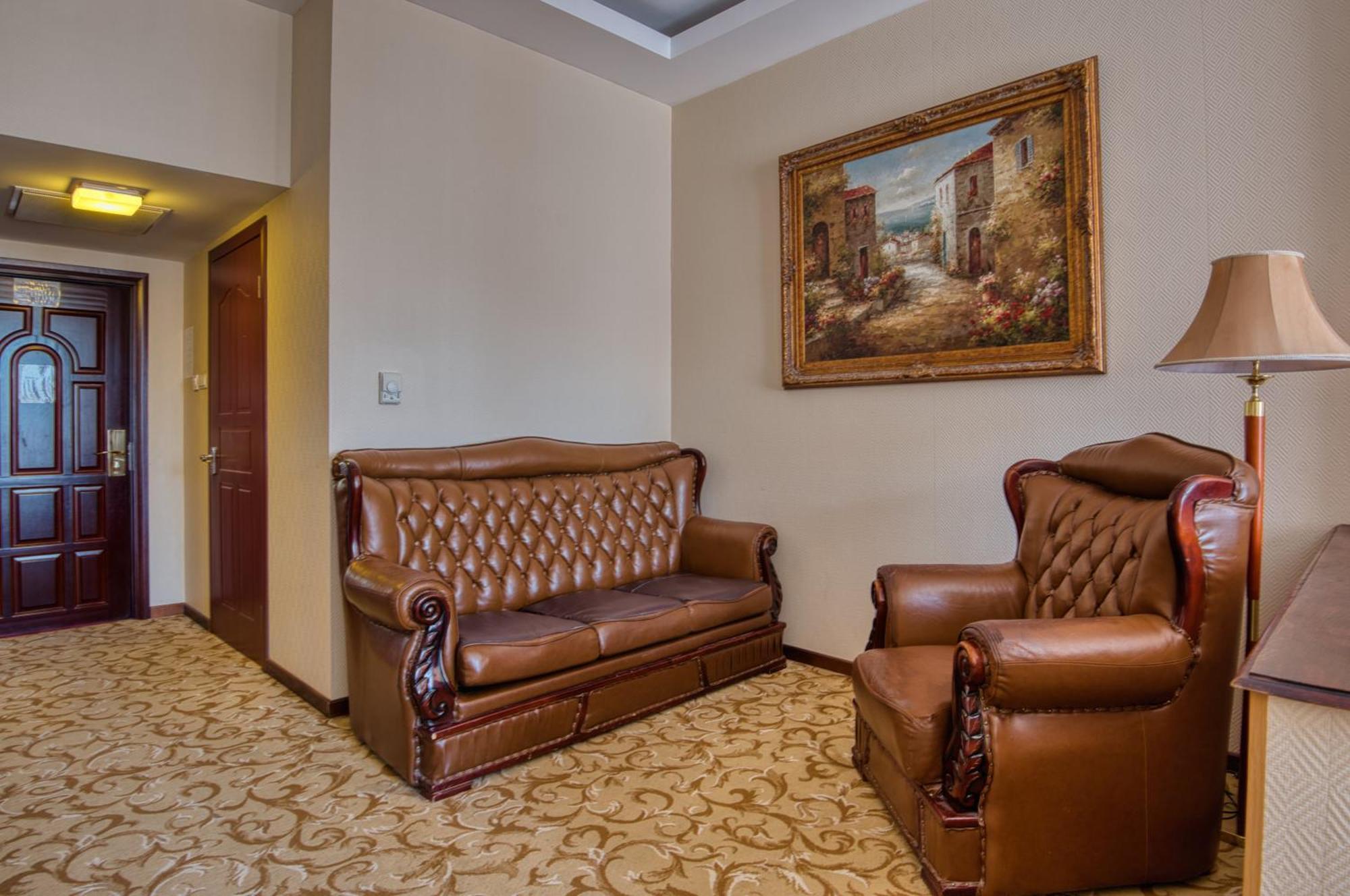 Hotel Bellevue Esztergom Habitación foto